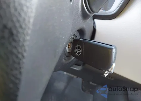 2020 Toyota Corolla Le from USA, damaged, VIN JTDEPRAE7LJ074854